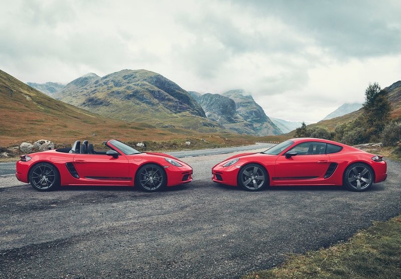 Yeni Porsche: 718 Boxter T ve Cayman T