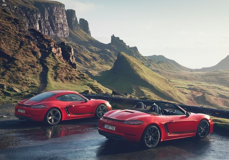 Yeni Porsche: 718 Boxter T ve Cayman T