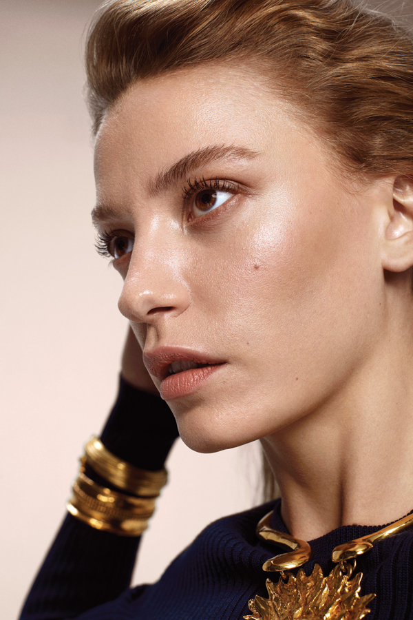 Serenay Sarıkaya, Alice Harikalar Diyarında müzikaline hazırlanıyor