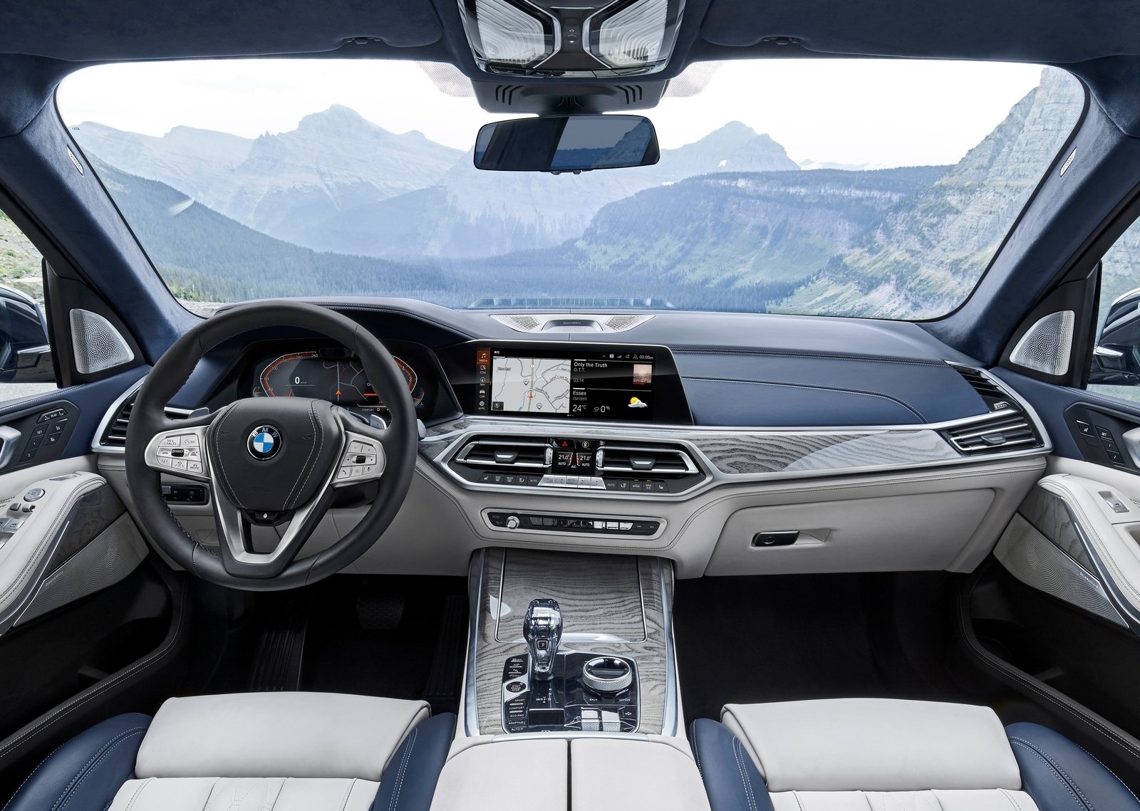 ESQ. Otomobil: BMW X7