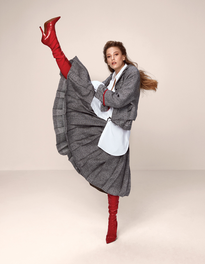 Serenay Sarıkaya, Alice Harikalar Diyarında müzikaline hazırlanıyor