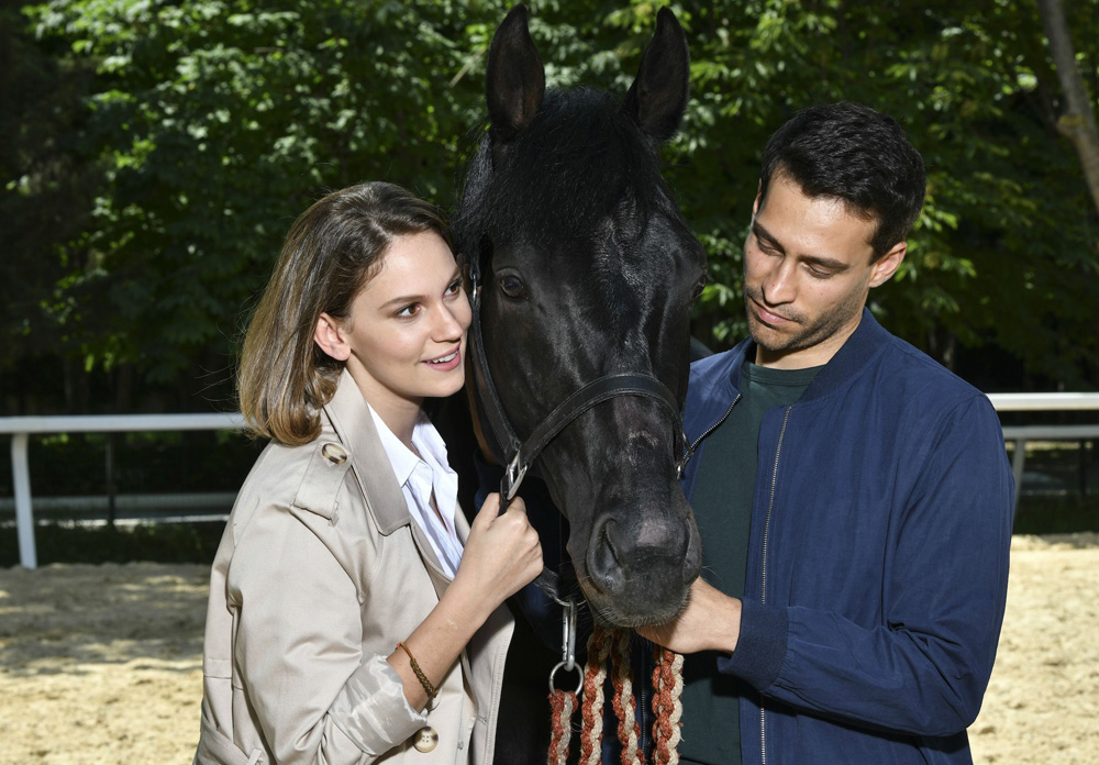 Bizim için Şampiyon'da oynayan Ganesh, Bold Pilot'ın oğlu çıktı