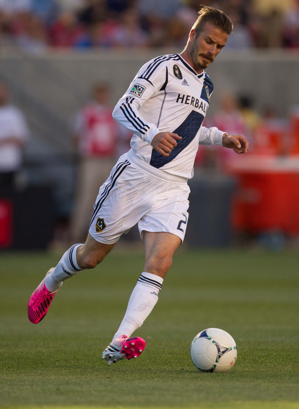 Uzaya gidebilecek ilk futbolcu: David Beckham