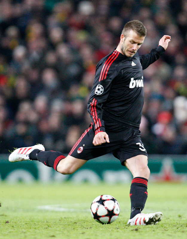 Uzaya gidebilecek ilk futbolcu: David Beckham