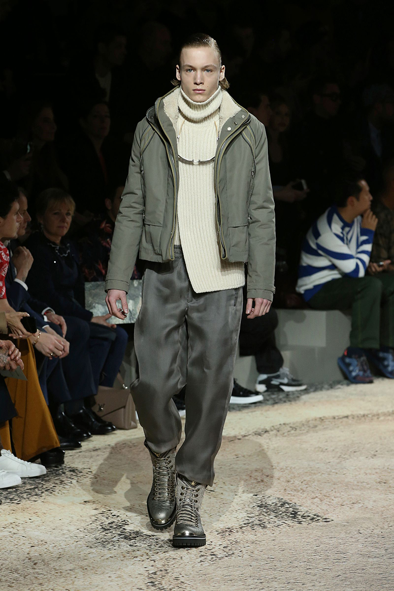 Esquire Best of 2018 Moda: Louis Vuitton Gezegeni