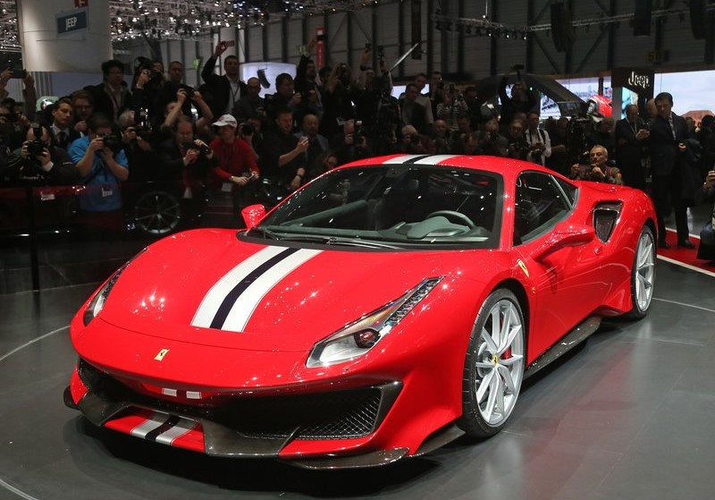 Yılın Spor Otomobili ile tanışın