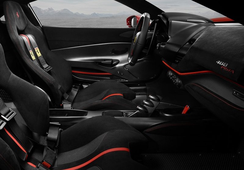 Yılın Spor Otomobili ile tanışın