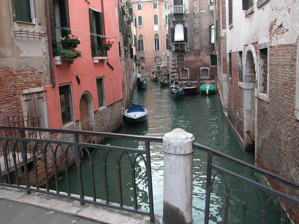 Venedik turistler için ücretli oluyor