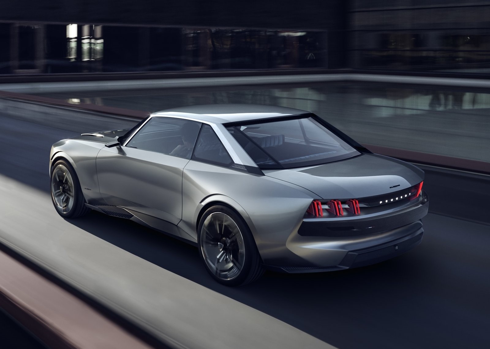Peugeot’un Vizyonu; e-Legend Concept
