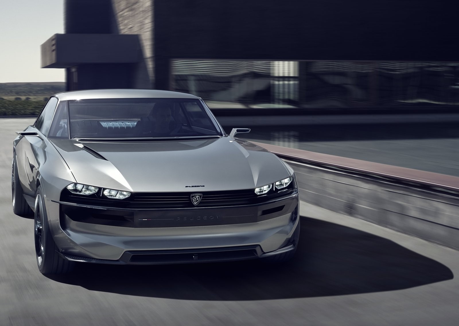 Peugeot’un Vizyonu; e-Legend Concept