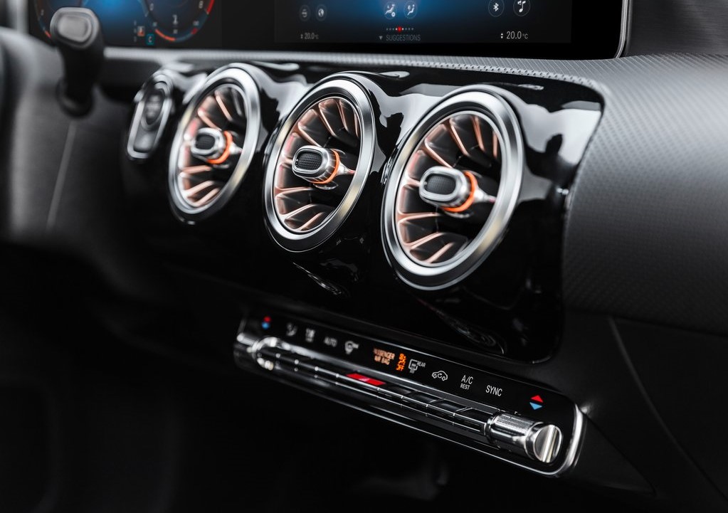 Taze çıktı: Yeni Mercedes-Benz CLA 2019