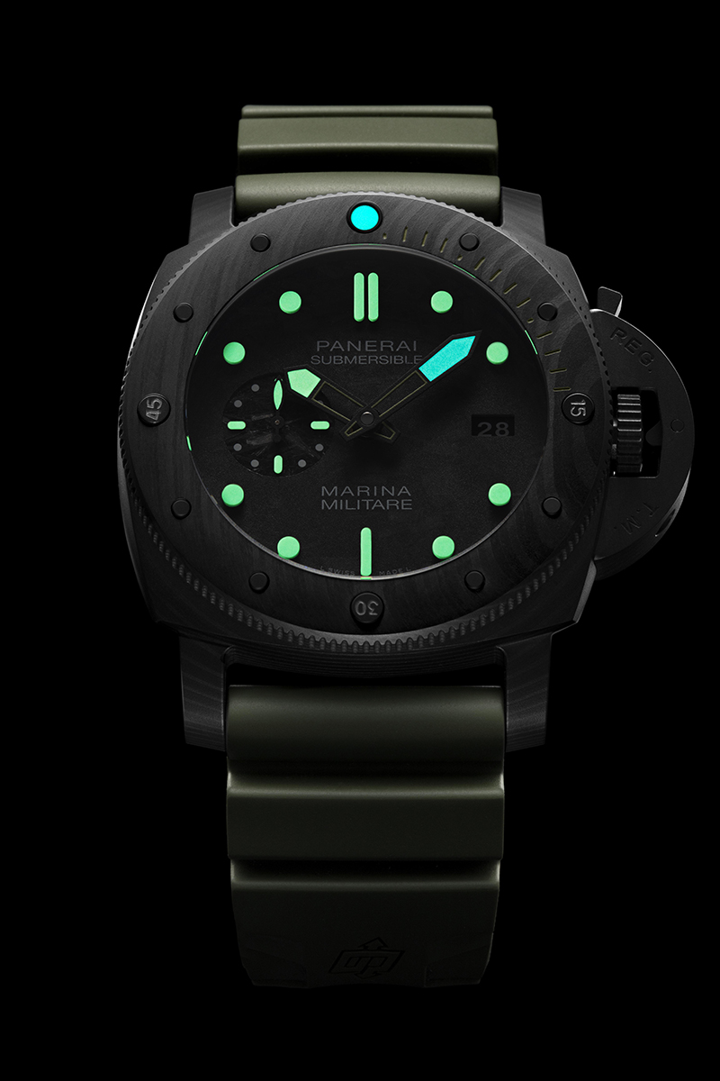 SIHH 2019 | Panerai Submersible Marina Militare Carbotech™ - 47mm