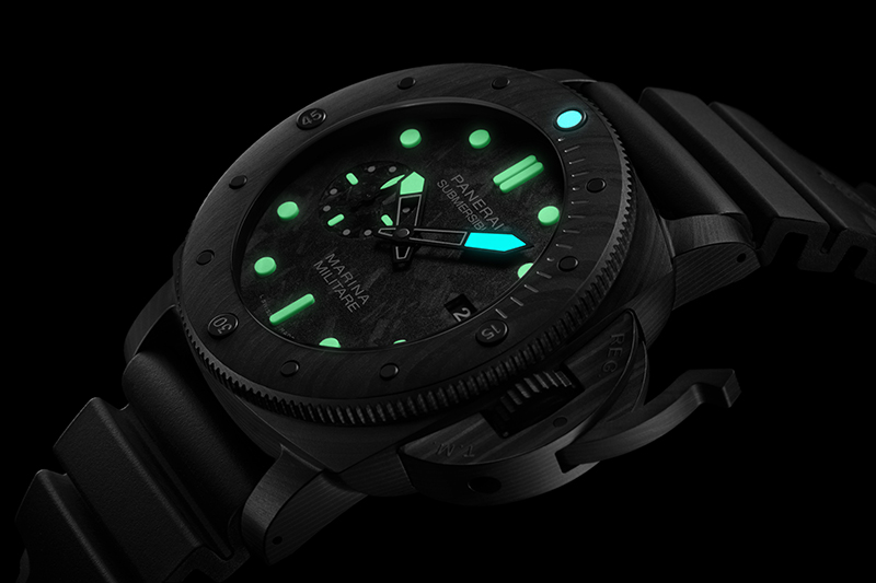 SIHH 2019 | Panerai Submersible Marina Militare Carbotech™ - 47mm