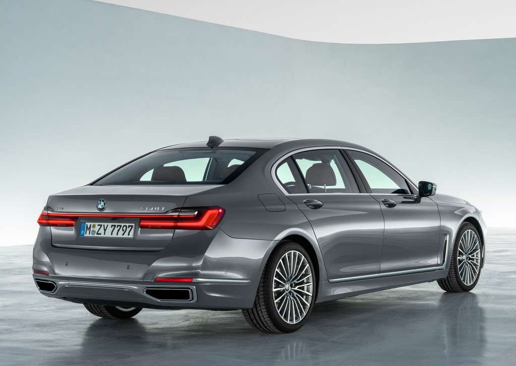 Yeni BMW 7 | İlk bakış