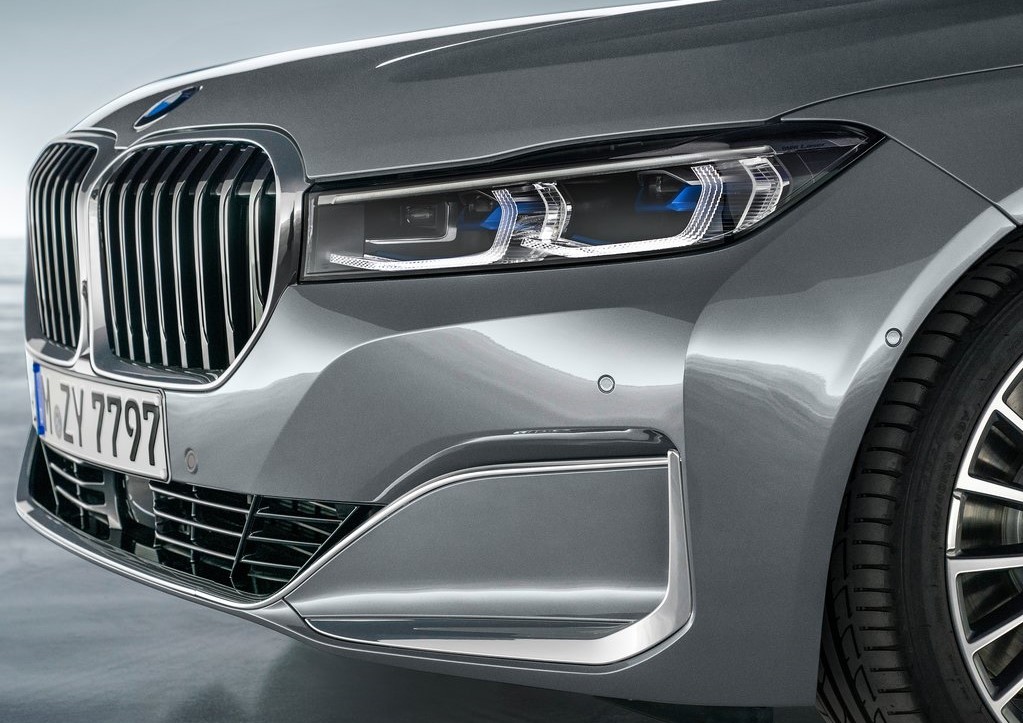 Yeni BMW 7 | İlk bakış