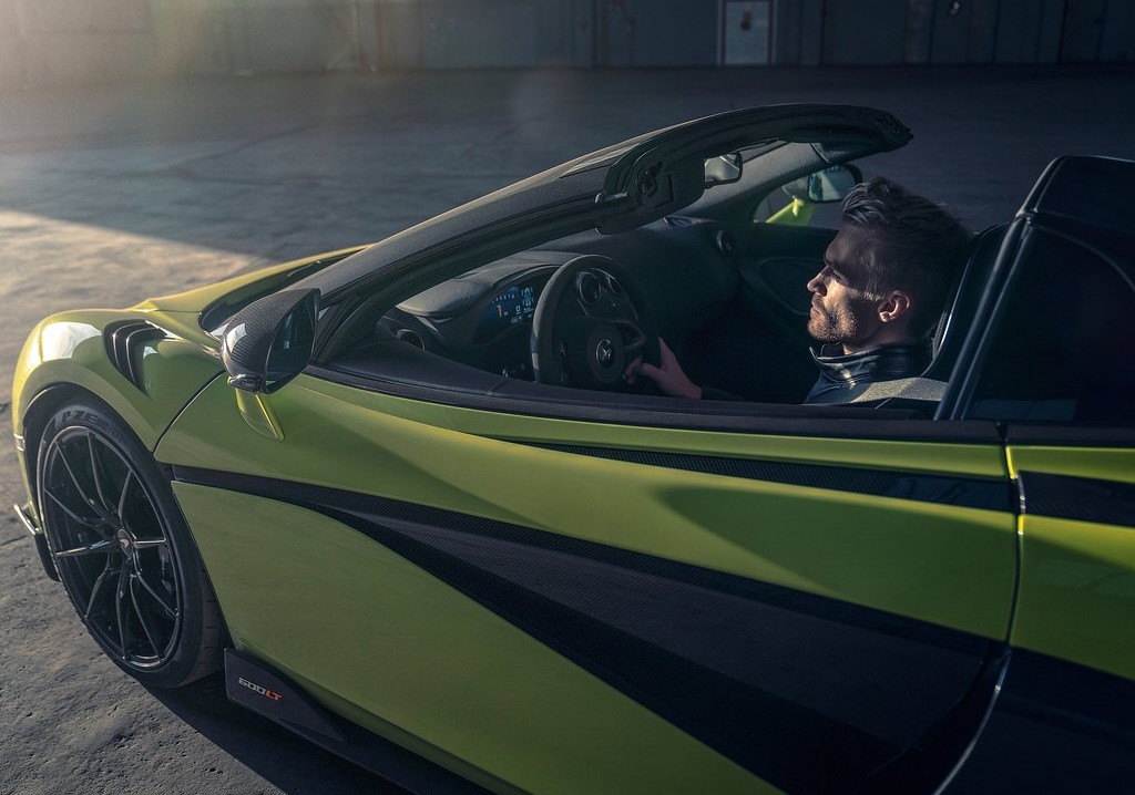 McLaren 600 LT Spider'a ilk bakış