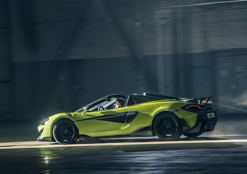 McLaren 600 LT Spider'a ilk bakış