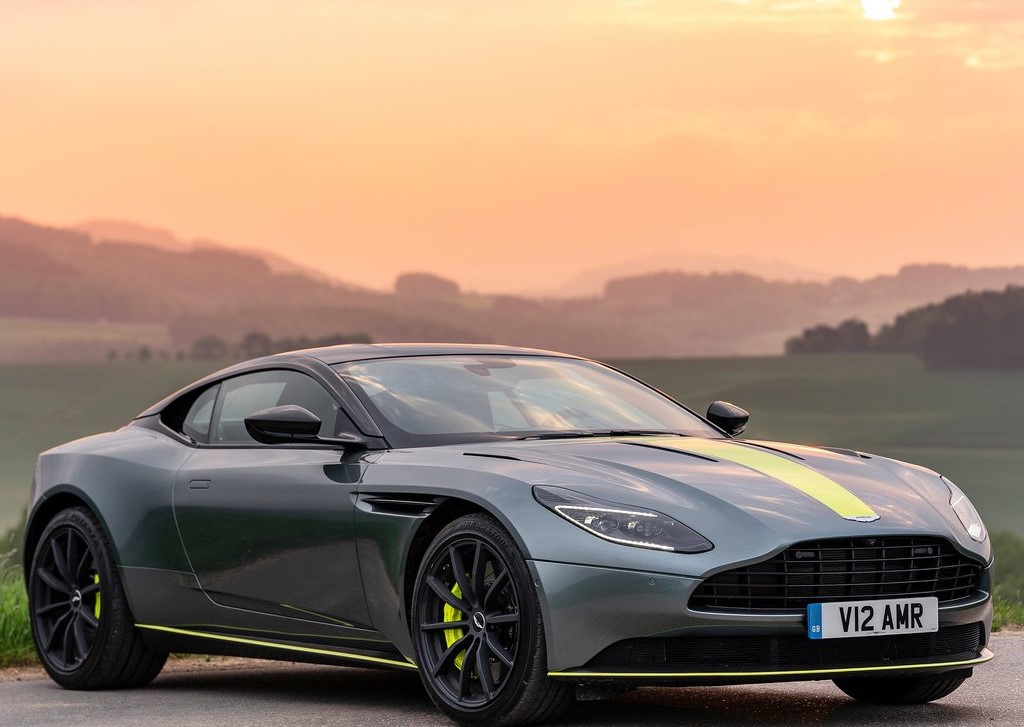 İlk bakış: Aston Martin DB11 AMR