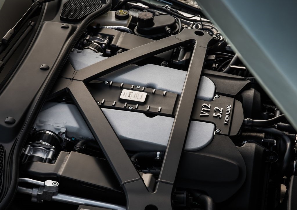 İlk bakış: Aston Martin DB11 AMR