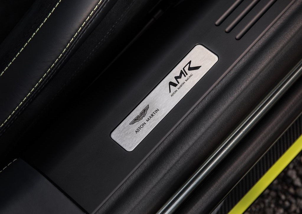 İlk bakış: Aston Martin DB11 AMR