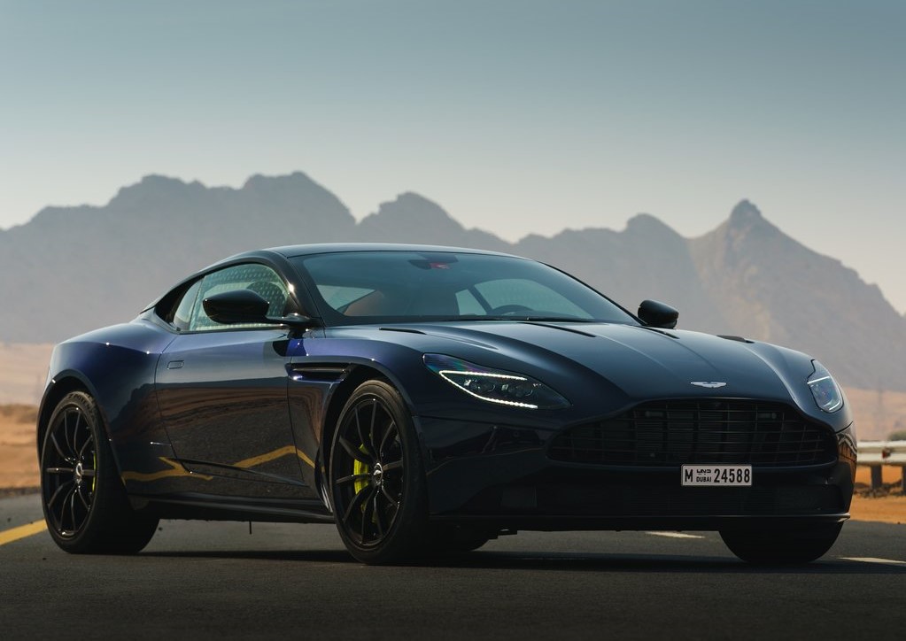 İlk bakış: Aston Martin DB11 AMR