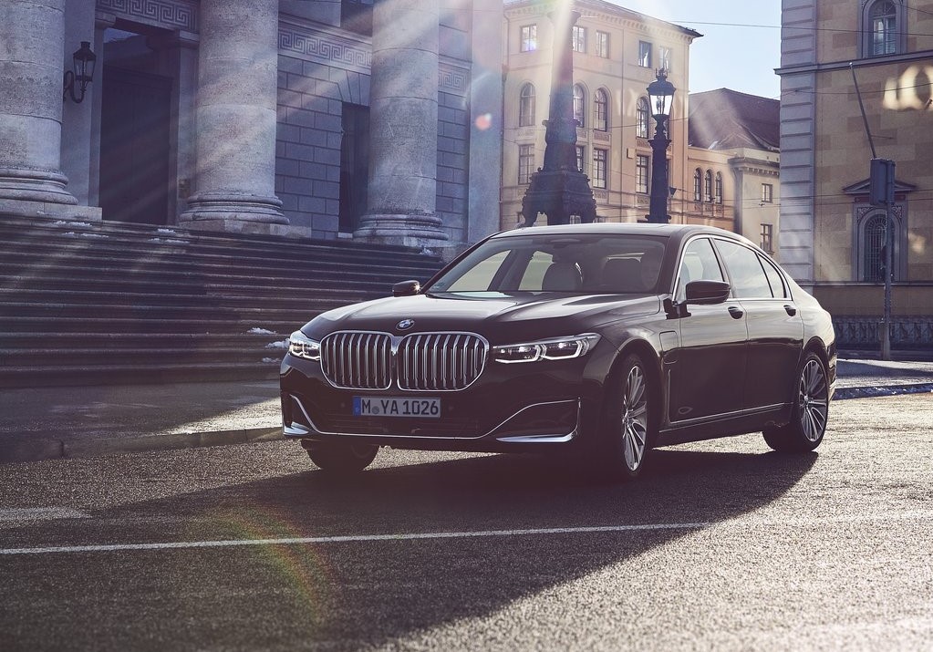 İlk bakış: BMW 745Le