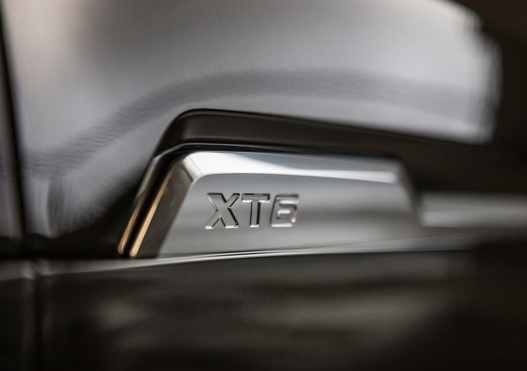 İlk bakış: Cadillac XT6