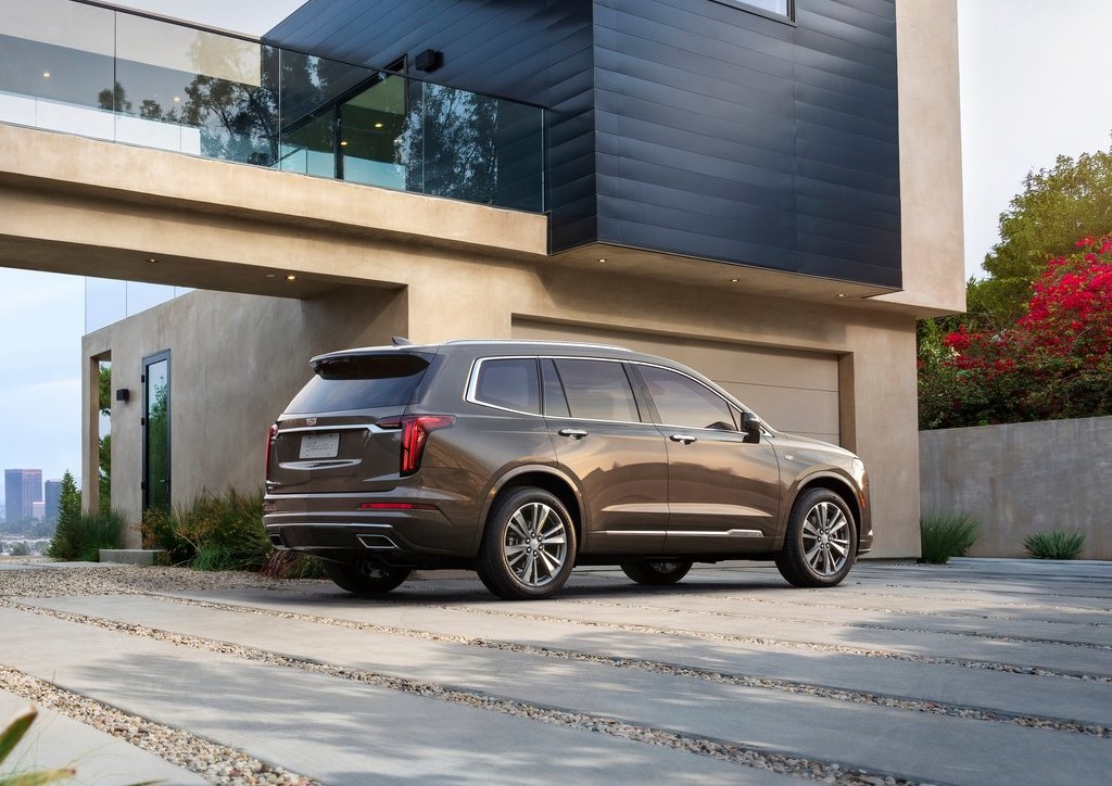 İlk bakış: Cadillac XT6