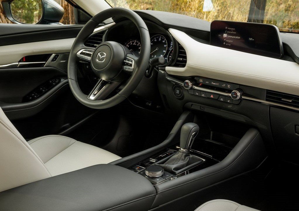 İlk bakış: Mazda 3