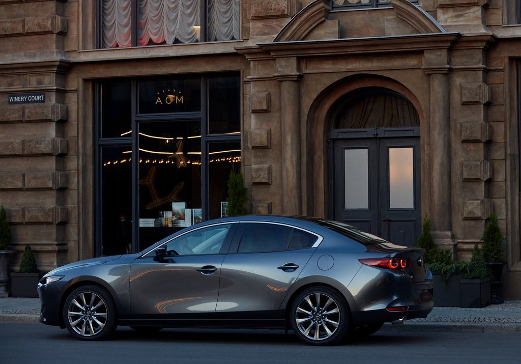 İlk bakış: Mazda 3