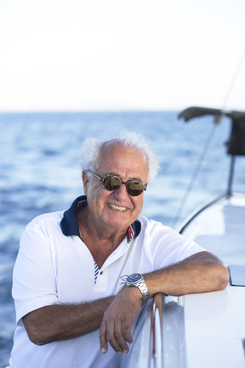 'Mavi' tutkunlarının saat tercihleri: Münci öz 