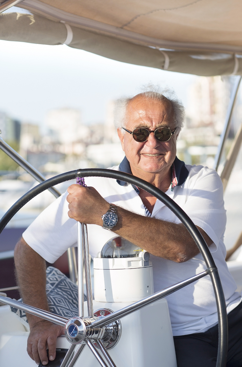 'Mavi' tutkunlarının saat tercihleri: Münci öz 