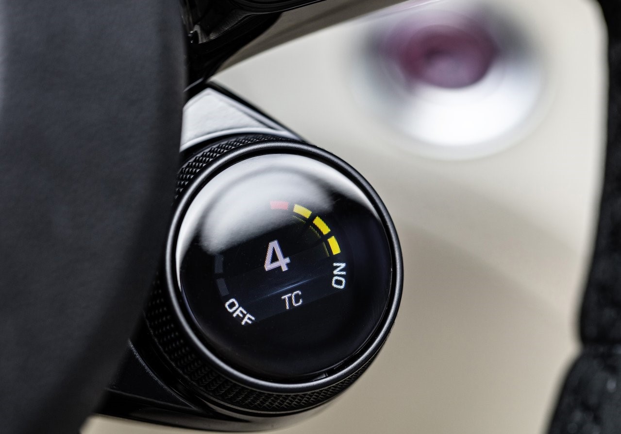 İlk bakış: Mercedes-Benz AMG GT-R Roadster