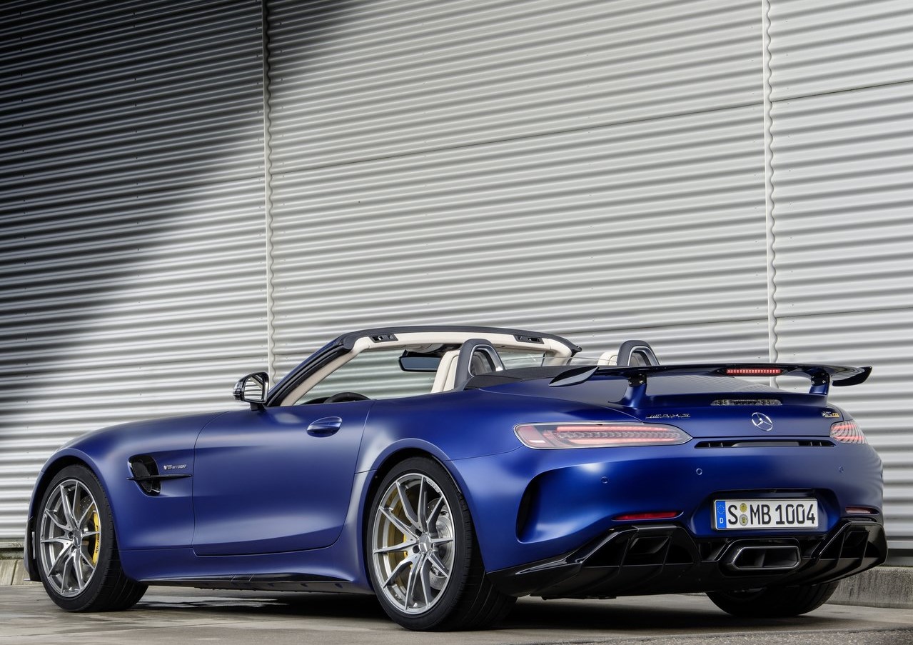 İlk bakış: Mercedes-Benz AMG GT-R Roadster