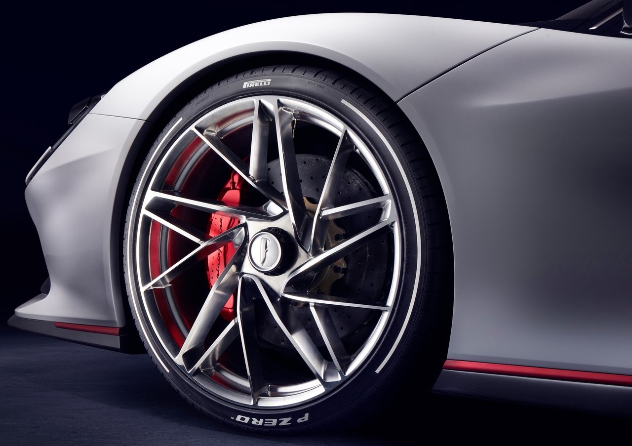 İlk bakış: Pininfarina Battista