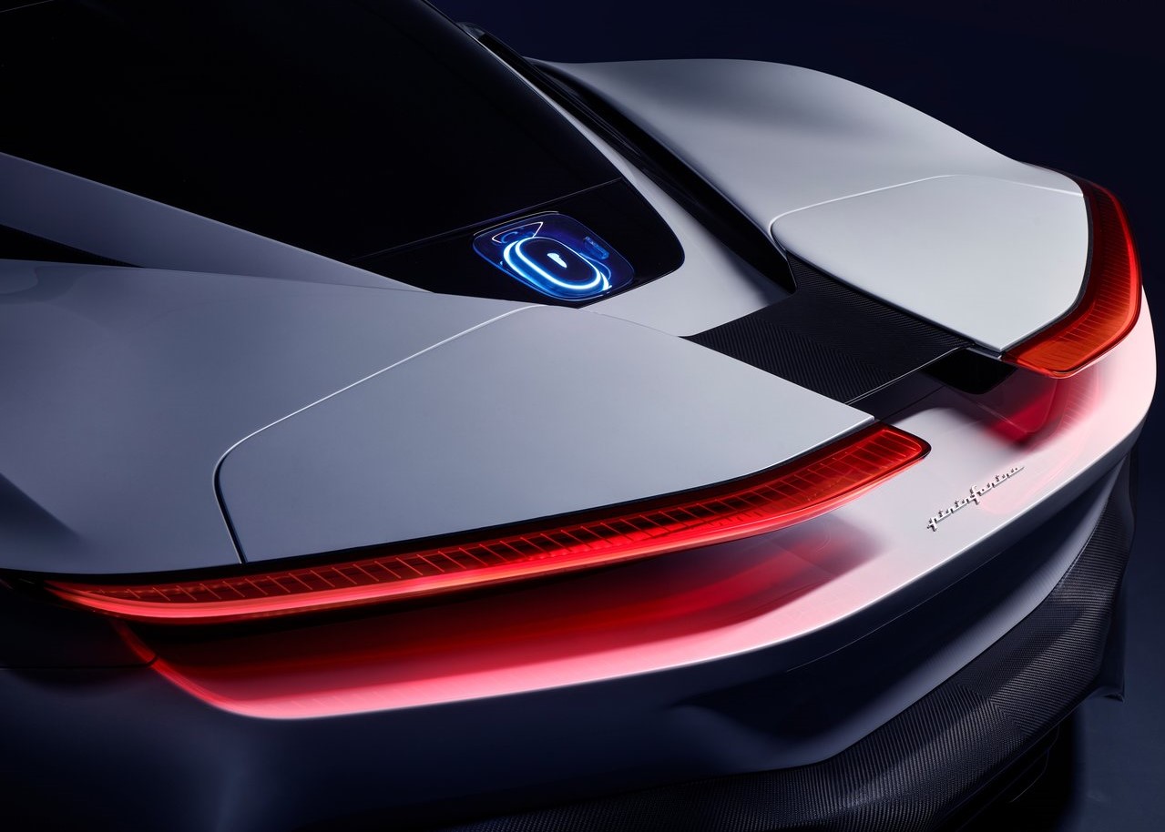 İlk bakış: Pininfarina Battista