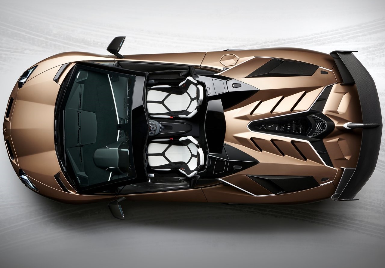 İlk bakış: Lamborghini Aventador SVJ Roadster