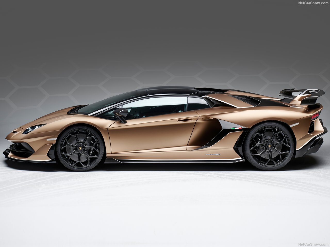 İlk bakış: Lamborghini Aventador SVJ Roadster