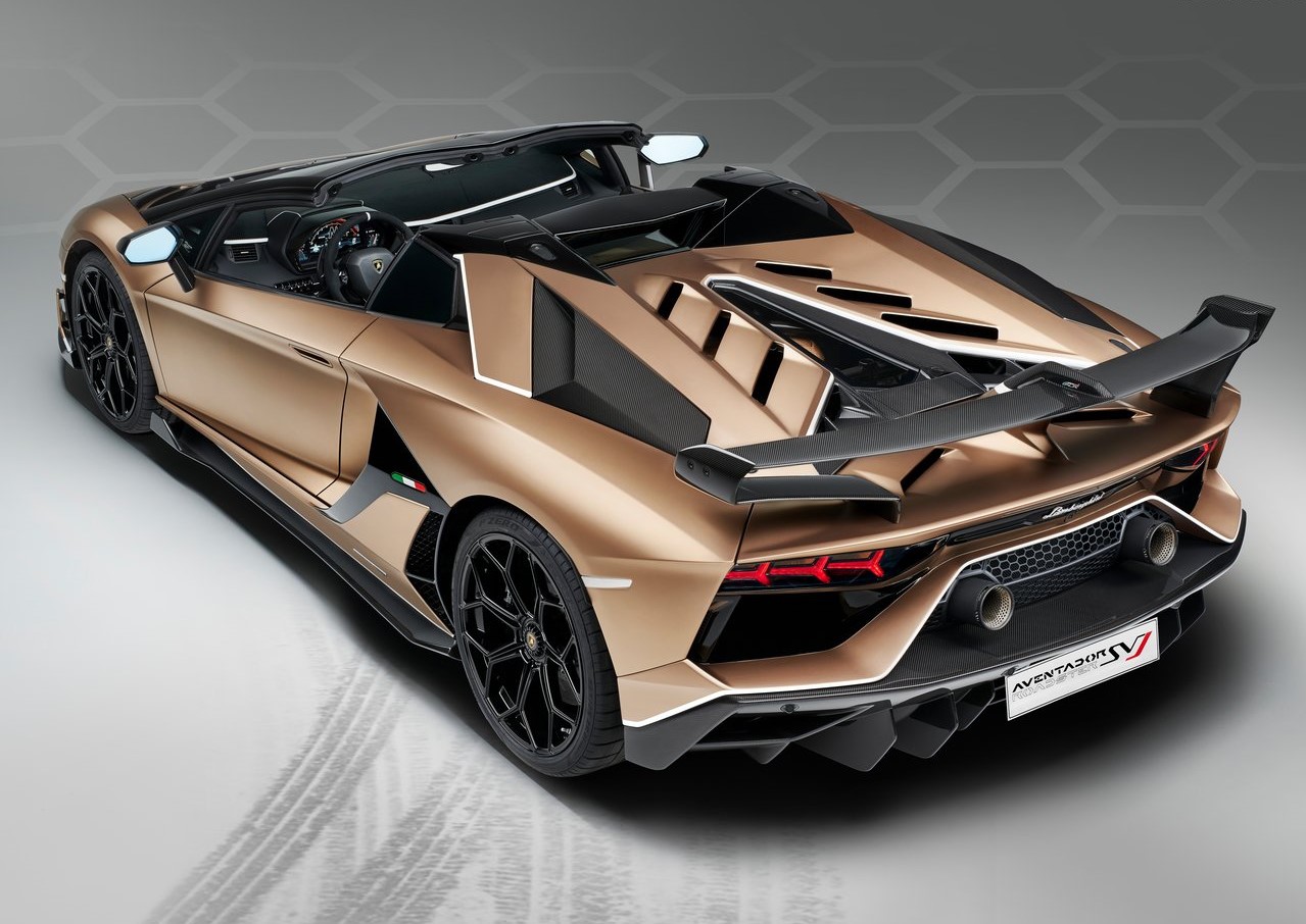 İlk bakış: Lamborghini Aventador SVJ Roadster