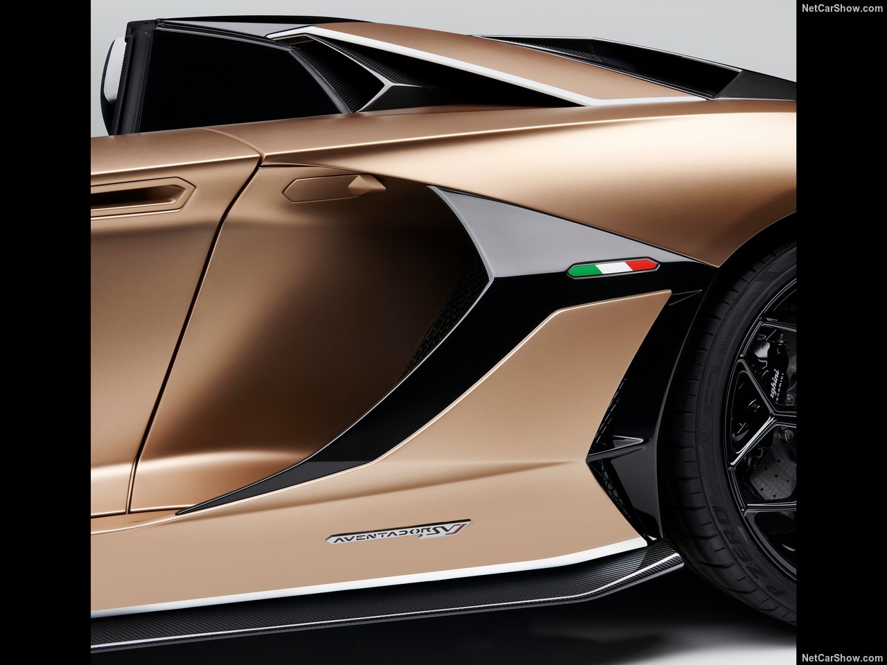 İlk bakış: Lamborghini Aventador SVJ Roadster