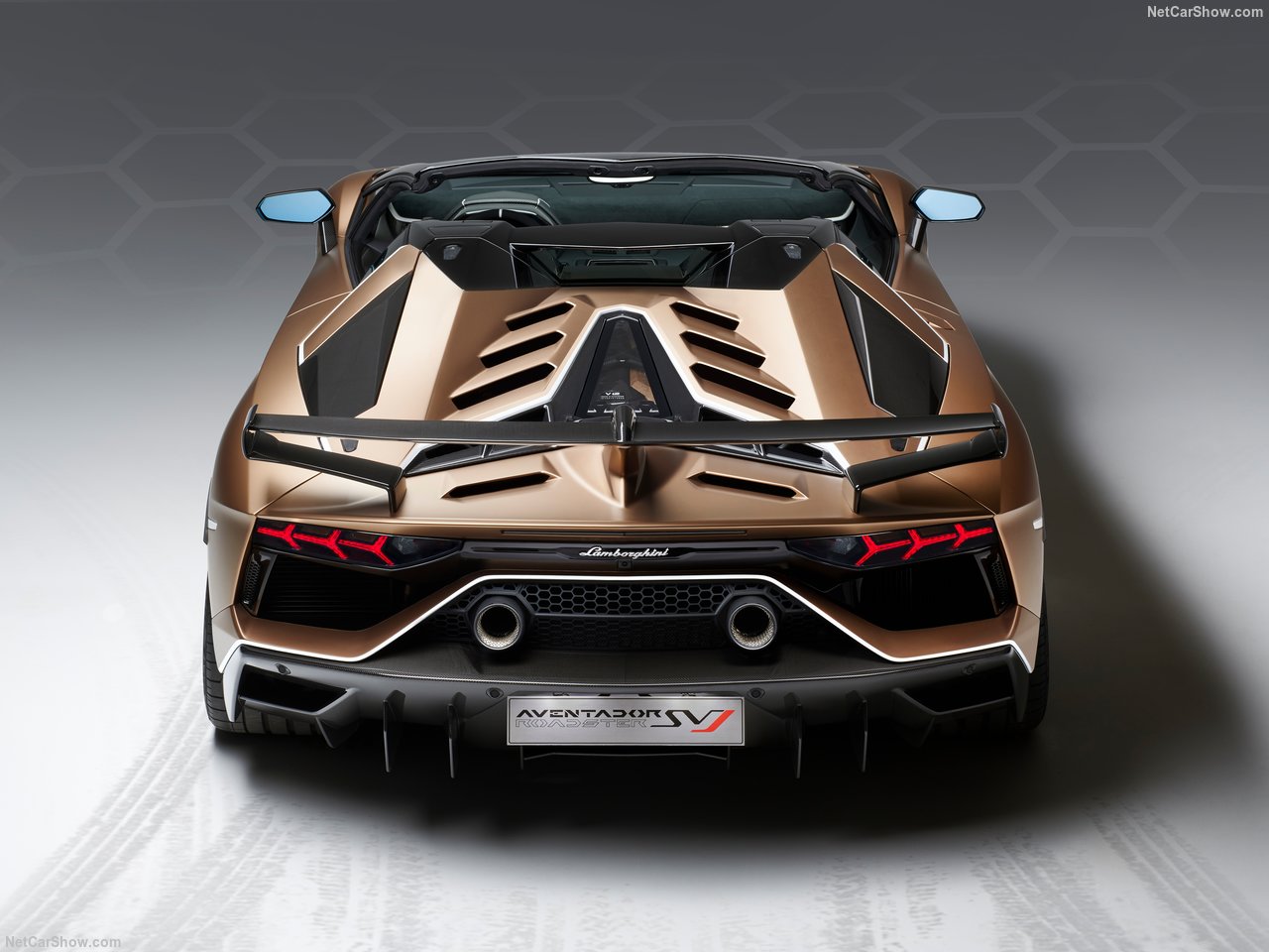 İlk bakış: Lamborghini Aventador SVJ Roadster