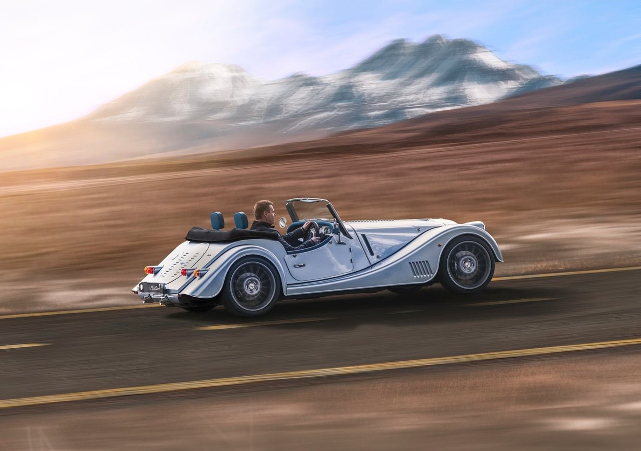 İlk bakış: Morgan Plus Six