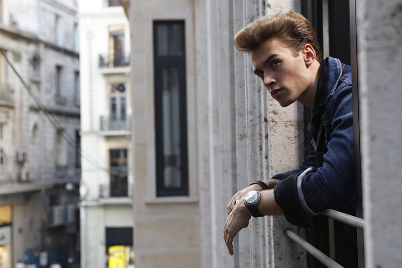 Retro saatler James Dean stiliyle buluştu