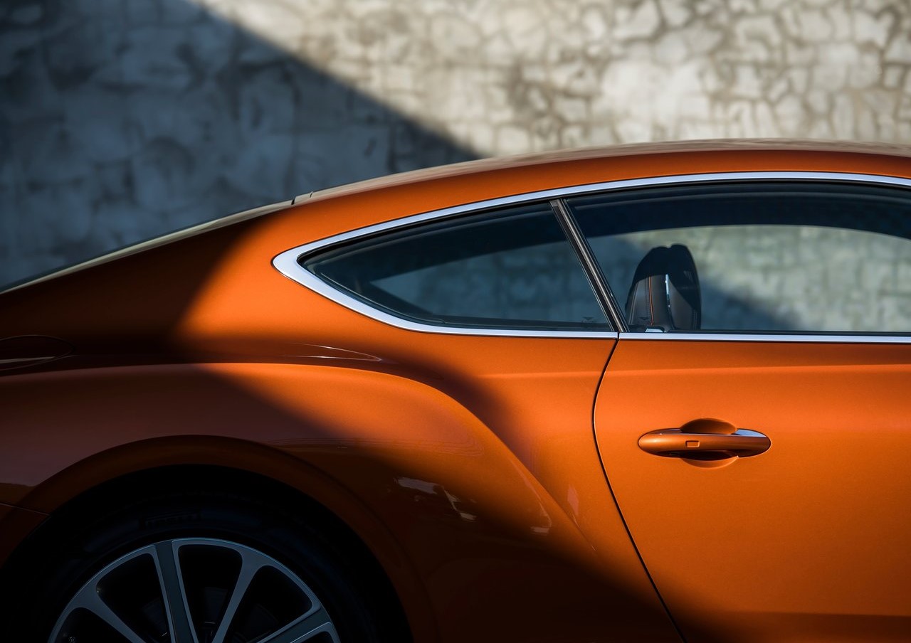 İlk bakış: Bentley Continental GT V8 & Convertible