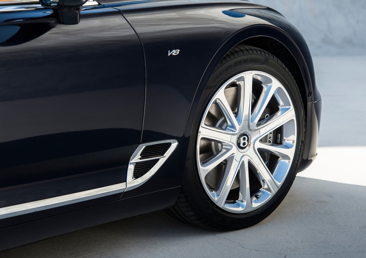 İlk bakış: Bentley Continental GT V8 & Convertible