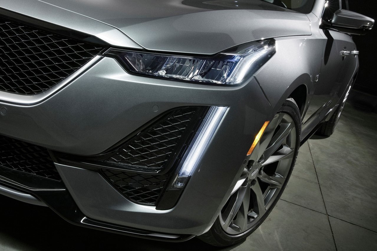 İlk bakış: Cadillac CT5