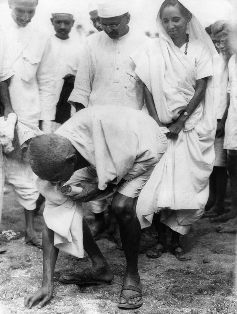 Susmayanlar: Satyagraha | Gandhi