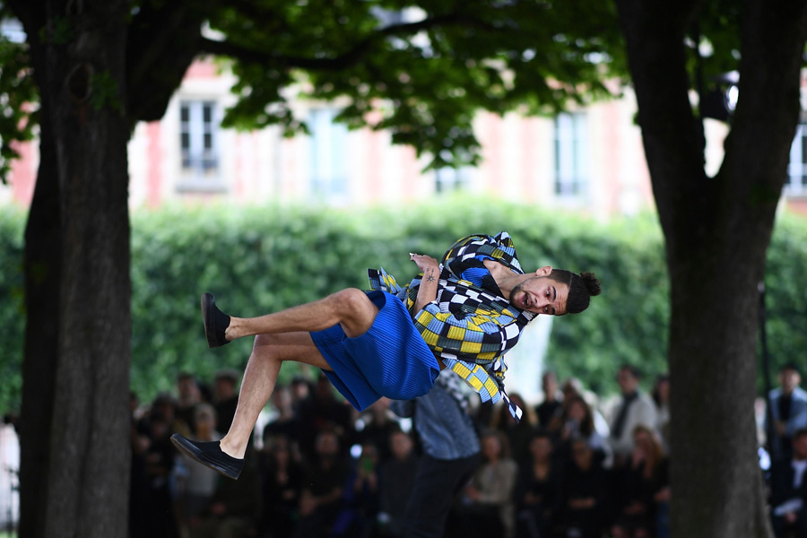 Issey Miyake İlkbahar/Yaz 2020 Erkek koleksiyonu