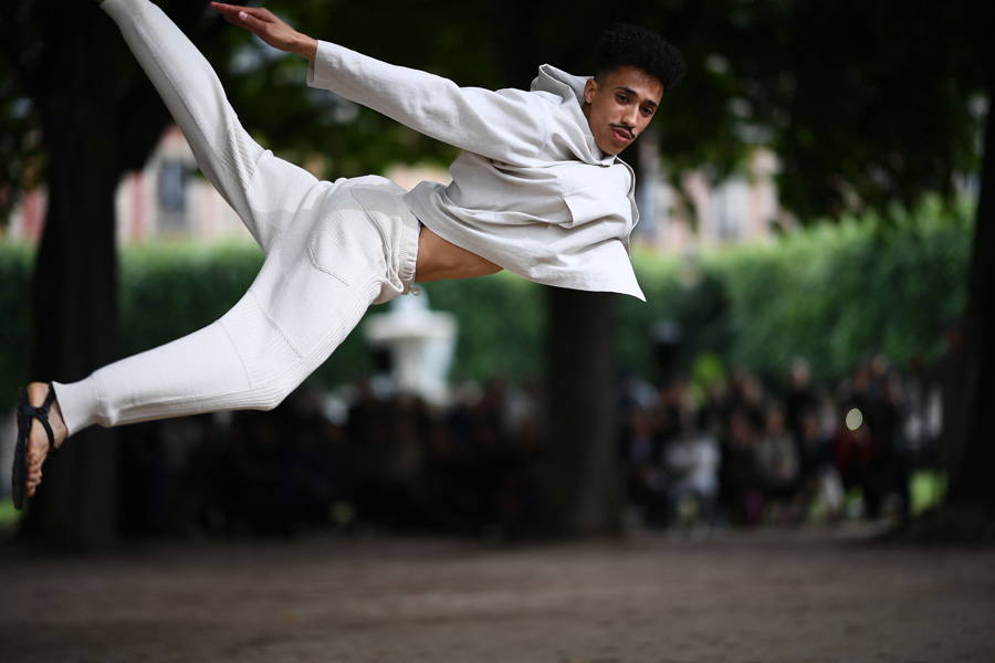 Issey Miyake İlkbahar/Yaz 2020 Erkek koleksiyonu