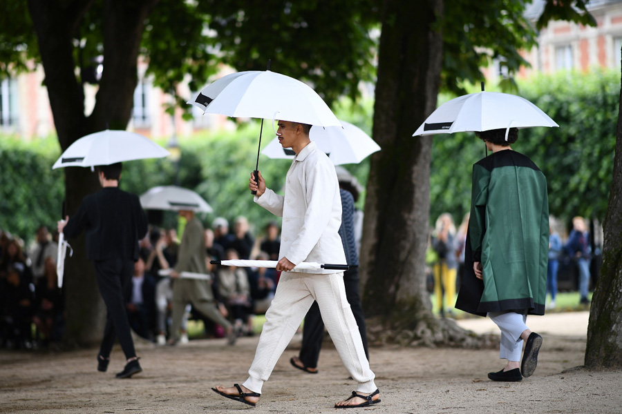 Issey Miyake İlkbahar/Yaz 2020 Erkek koleksiyonu